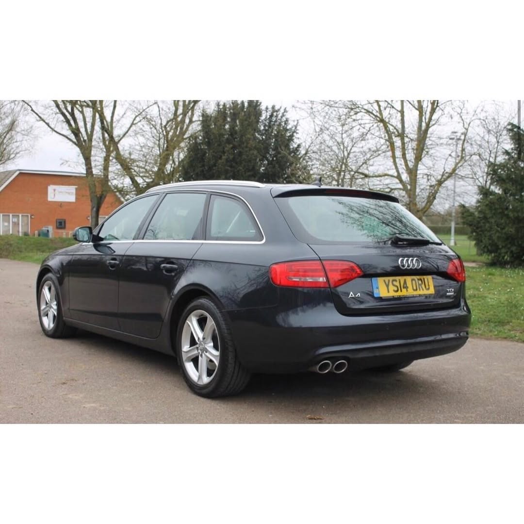 
								AUDI A4 AVANT full									