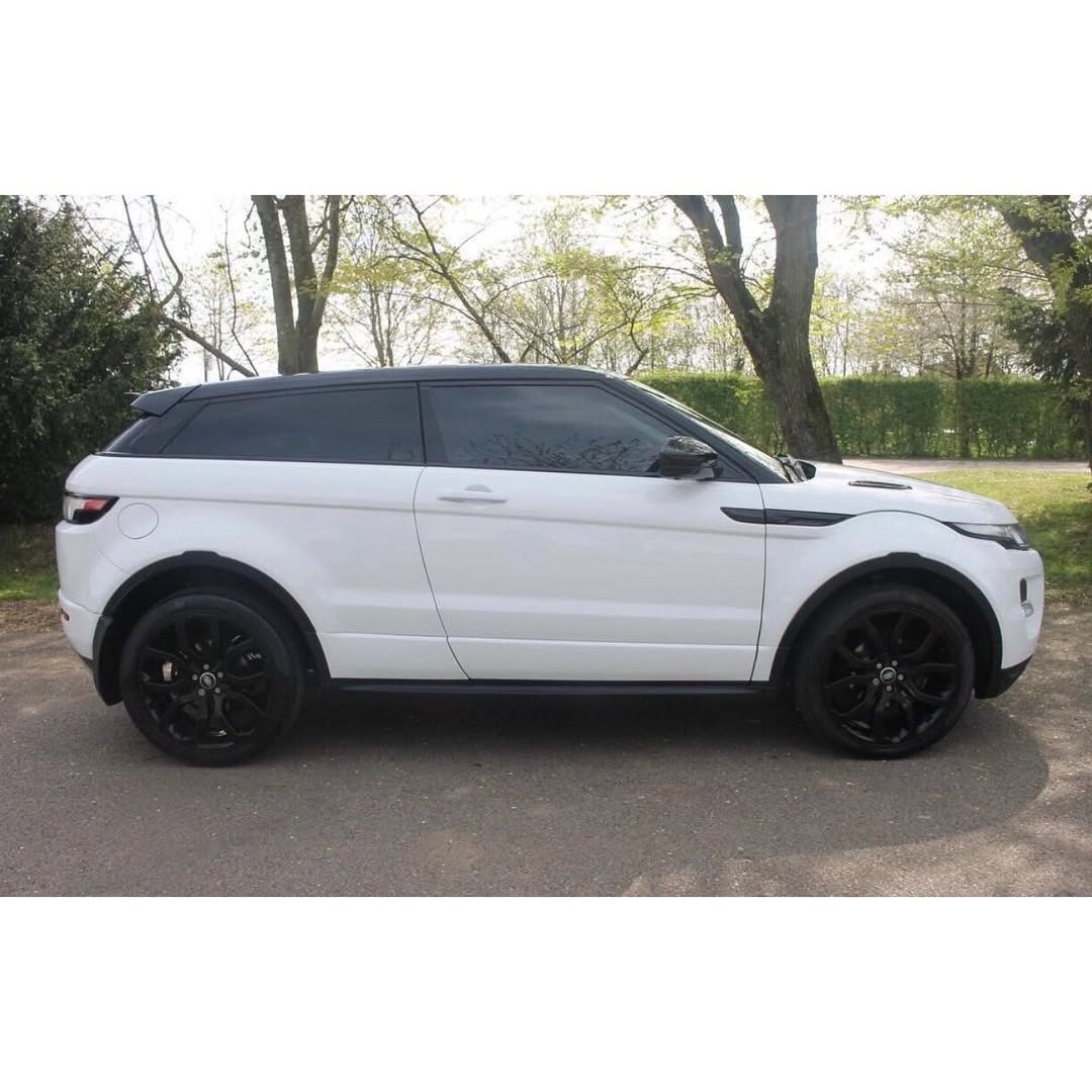 
								RANGE ROVER EVOQUE full									