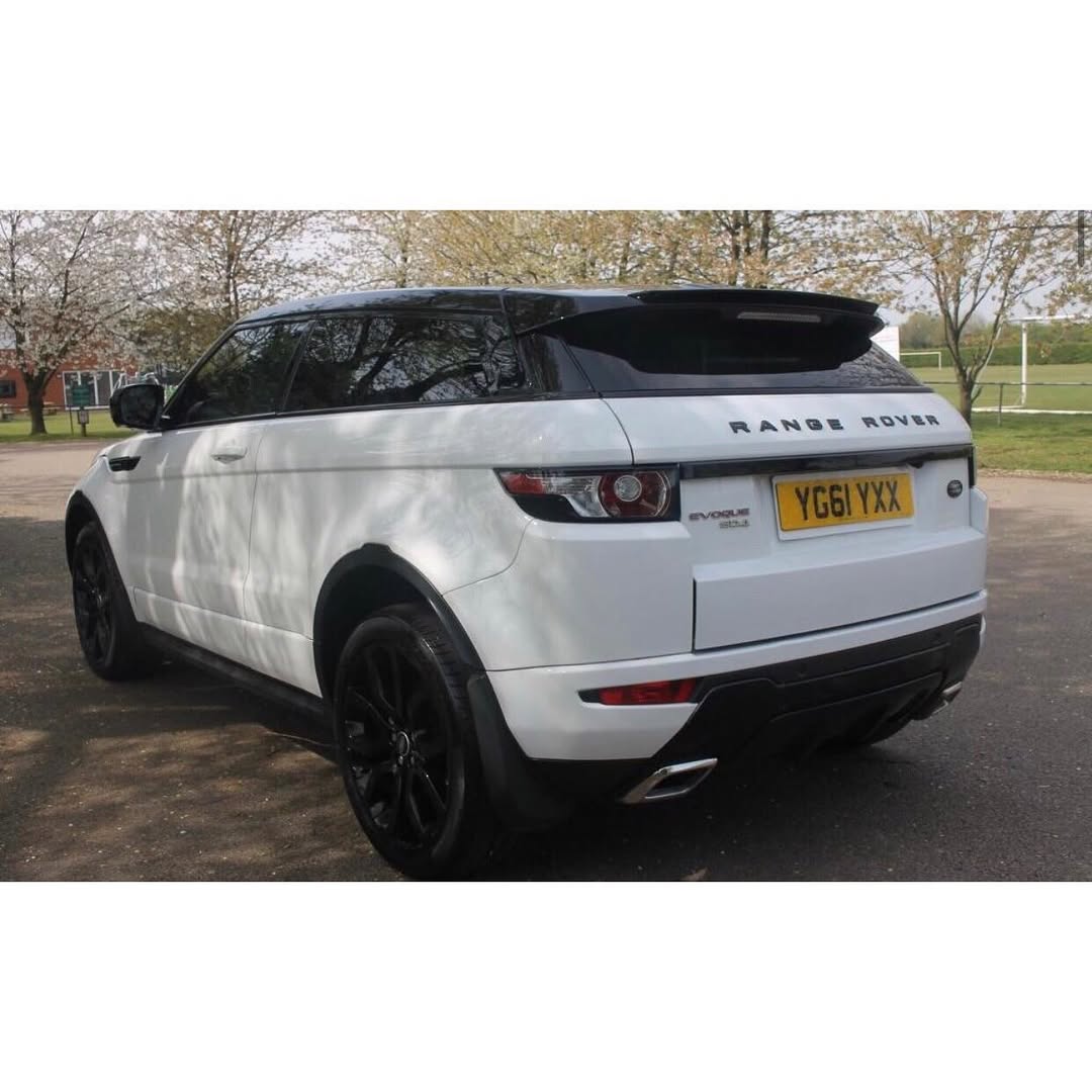 
								RANGE ROVER EVOQUE full									