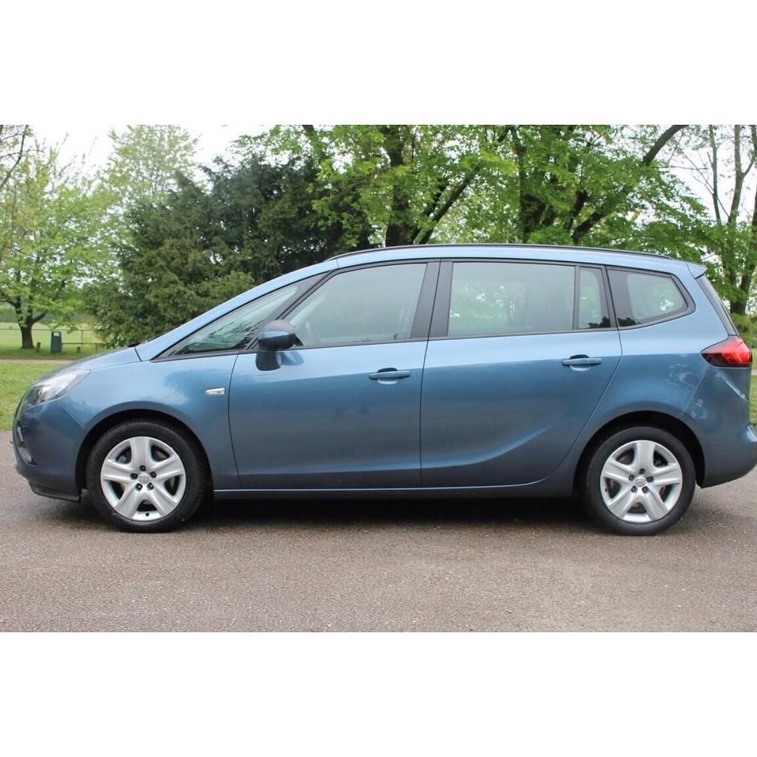 
								ZAFIRA TOURER full									